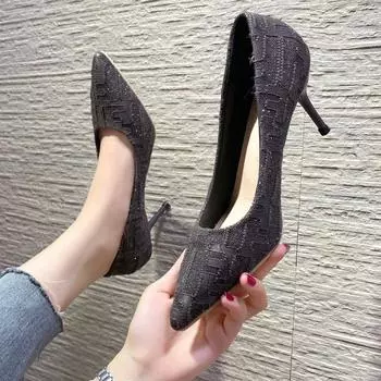 Модные туфли с острым носком, женские свадебные туфли на шпильках 2024 года, весенняя корейская версия, высокие каблуки, стразы, неглубокий носок, женские туфли 34 чёрный