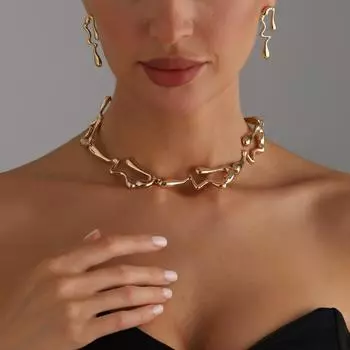 Модные украшения для женщин