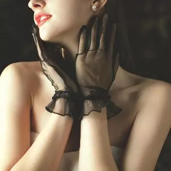 Модные ультратонкие прозрачные марлевые кружевные перчатки с полным пальцем, короткие тюлевые женские свадебные сетчатые эластичные запястья черного цвета чёрный