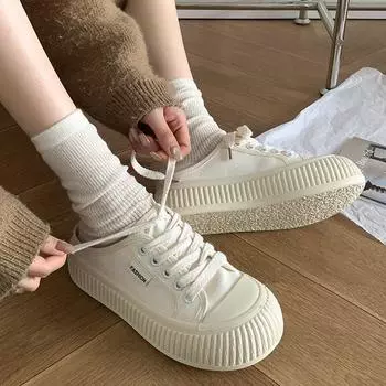 Модные универсальные тапочки-полубочки на толстой подошве для женщин, летняя одежда 2025 года, новые, увеличивающие рост, легкие, полутяжелые белые туфли на мягкой подошве 35 чёрный