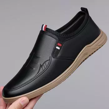 Модные весенне-осенние кожаные повседневные мокасины для мужчин, дизайнерские легкие мужские туфли с мягкой подошвой, повседневные спортивные однотонные модные деловые туфли 38