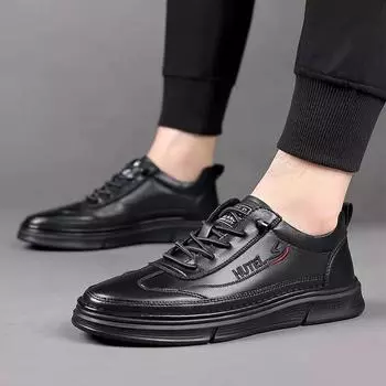 Модные весенние универсальные повседневные кроссовки с мягкой подошвой и дышащие корейские спортивные кожаные туфли 38 чёрный
