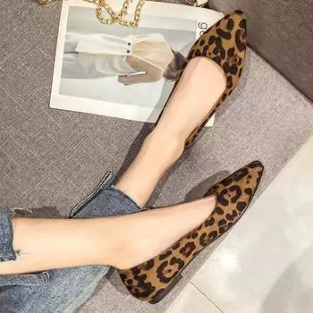 Модные весенние женские туфли больших размеров 34-43 на плоской подошве, туфли-лоферы с острым носком и неглубоким воротом, женские туфли-лоферы с леопардовым принтом 2024 35