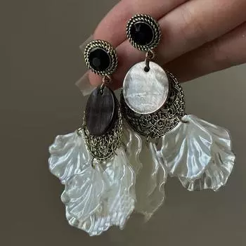 Модные висячие серьги для женских украшений белый