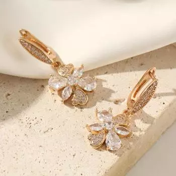 Модные висячие серьги в форме цветка для женщин 2025 Новые золотистые серьги-капли с цирконием Заявление Вечерние ювелирные аксессуары золотой