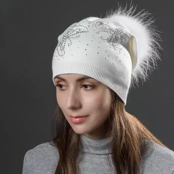 Модные вязаные шерстяные шапки со стразами и бабочками, осенне-зимние теплые женские шапки из натурального меха енота с помпоном, шапки-бини серый