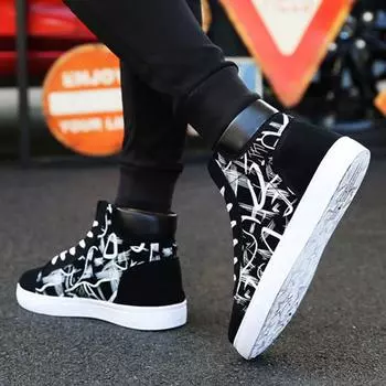 Модные высокие кроссовки, мужская тканевая обувь, дышащая крутая уличная мужская обувь, брендовые кроссовки, черные, красные, синие 39 чёрный