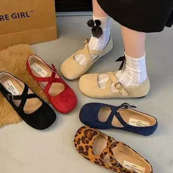 Модные замшевые балетки с леопардовым принтом для женщин, туфли Мэри Джейн 2024 года, новые модные кроссовки с пряжками для отдыха, удобные балетки 35 красный