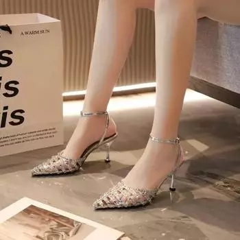 Модные женские босоножки 2024 года, высококачественные летние серебристо-черные туфли на высоком каблуке Stiletto Temperament, женские блестящие туфли со стразами на высоком каблуке 35 чёрный