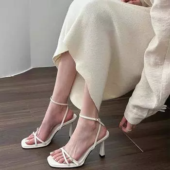 Модные женские босоножки на высоком каблуке, летние 2024, новые модные сексуальные туфли-шпильки с квадратным носком, женские туфли-лодочки Sandalia Feminina 35 чёрный