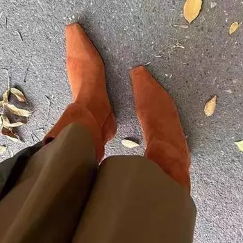 Модные женские дизайнерские ботильоны на плоской подошве с острым носком, тренд 2024 года, новые зимние ботинки для ходьбы, удобные зимние ботинки «Челси», сексуальная женская обувь 35 чёрный