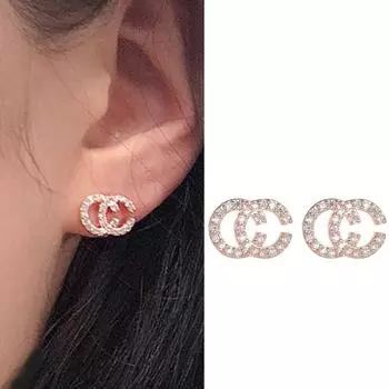 Модные женские геометрические серьги с двойной буквой C, новые модные простые и универсальные серьги в стиле Water Diamond