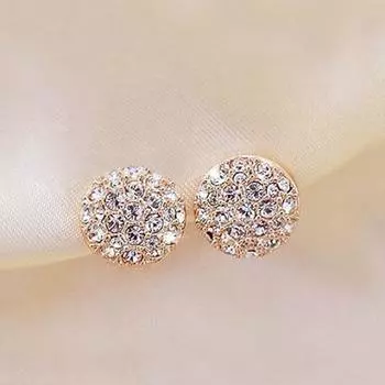 Сверкающие женские серьги- гвоздики из горного хрусталя