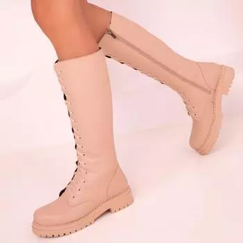 Модные женские кожаные сапоги