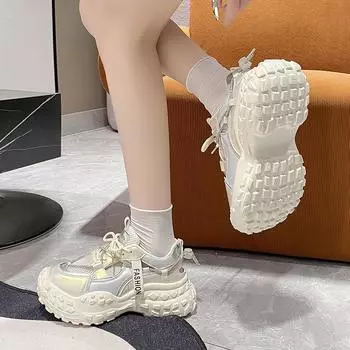 Модные женские кроссовки для бега Красивые и модные спортивные туфли из сетчатой ткани с дышащей подошвой 2024 года Новые универсальные студенческие спортивные туфли на толстой подошве 35 бежевый