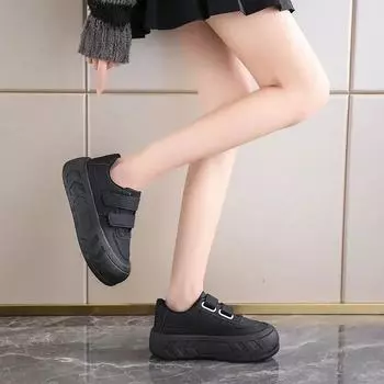 Модные женские кроссовки на массивном каблуке, зимние туфли из искусственной кожи на высоком каблуке с круглым носком, обувь на вулканизированной платформе, большие размеры 35 чёрный