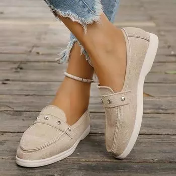 Модные женские повседневные мокасины с заклепками 2024 года, новые удобные туфли на мягкой подошве для женщин больших размеров, легкие туфли на плоской подошве для женщин 36 бежевый