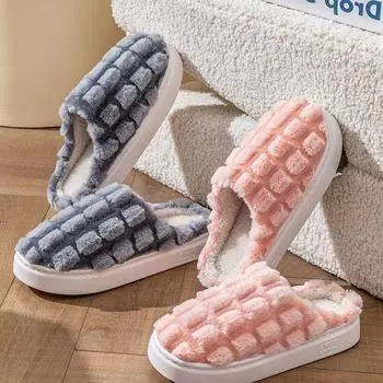 Модные женские пушистые тапочки, новые толстые нескользящие хлопковые шлепанцы для пары, осень-зима, теплая удобная обувь для дома и дома 2024 36-37