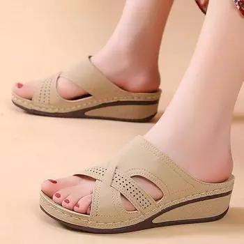 модные женские сандалии качественные летние туфли для женщин босоножки на танкетке домашние тапочки на каблуке на открытом воздухе на платформе сандалии на танкетке Zapatos Mujer 35 красный