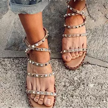 Модные женские сандалии Лето 2024 Клепки Туфли Легкие Нескользящие Женские Модные Прозрачные Дизайнерские Шипованные Сандалии Плоские 6