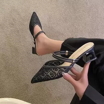 модные женские тапочки летние с острым носком модные на низком каблуке чистого цвета внешние женские сандалии 35 бежевый