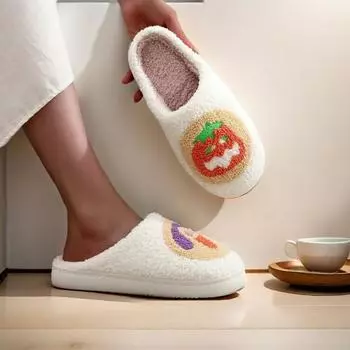 Модные женские тапочки на Хэллоуин, милые тыквенные печенья и забавная ведьма, зимние домашние теплые мягкие подошвы, нескользящие, удобные, для спальни 36-37 белый