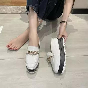 Модные женские тапочки с цепочкой Модная женская обувь Обувь на платформе и танкетке Удобные мокасины с завернутым носком Уличные тапочки Pantuflas Mujer 35