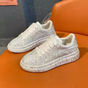 Модные женские туфли из вулканизированной кожи с круглым носком, прогулочные туфли на шнуровке, повседневные туфли на плоской подошве, универсальные удобные кроссовки с низким верхом, блестящие туфли 35 чёрный