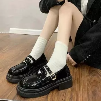 Модные женские туфли-лоферы из лакированной кожи Heart 2024 года, винтажные туфли-лодочки на платформе с круглым носком, женские школьные туфли на толстом каблуке, женские мокасины 35 чёрный