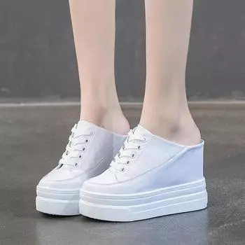 Модные женские туфли на толстой подошве Muffin 2024 года, весна-лето, новый стиль, повседневная обувь без каблука, с внутренним увеличением, женская вулканизированная обувь 33 белый