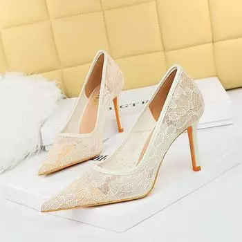 Модные женские туфли на высоком каблуке, острые пикантные сетчатые туфли с острым носком и полыми кружевами 34 белый