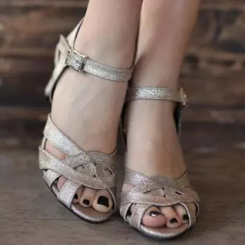 Модные женские вечерние туфли Juliette из натуральной кожи золотого цвета