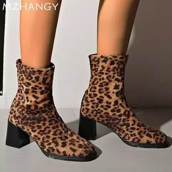Модные женские замшевые ботильоны с леопардовым принтом, элегантные туфли на высоком каблуке, женская обувь 2025 года, зимние туфли-лодочки, толстые мотоциклетные ботинки Mujer Botas 36 цветной печати леопарда