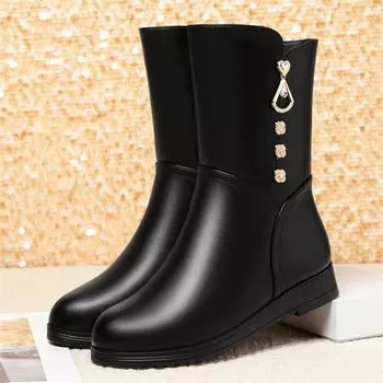 Модные зимние мягкие кожаные удобные теплые ботинки средней высоты для женщин с металлическими декоративными хлопковыми ботинками для мам на плоской подошве с плюшем 35(Foot22.5cm)