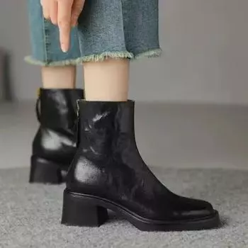 Модные зимние/осенние ботинки челси из натуральной кожи для женщин, ретро-ботинки с резным узором, ботильоны с круглым носком, женская обувь в британском стиле 35 чёрный