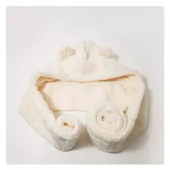 Модные зимние женские новые шапки, теплая шапка с медвежьими ушками, повседневная плюшевая шапка, комплект с шарфом, повседневные однотонные женские шапки, подарок белый