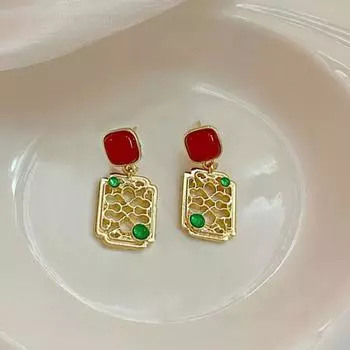 Модный дизайн, красные квадратные полые геометрические личности, серьги-джокеры, женские