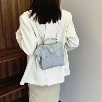 Модный и иностранный стиль рюкзак сумка для женщин 2024 новый летний повседневный милый маленький рюкзак нишевый дизайн сумка-мессенджер для женщин синий