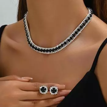 Модный комплект женских украшений чёрный