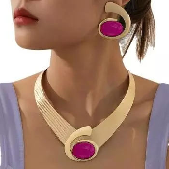 Модный комплект женских украшений розовый