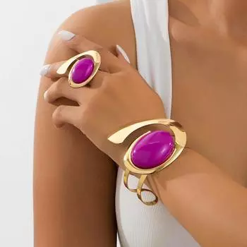 Модный комплект женских украшений розовый