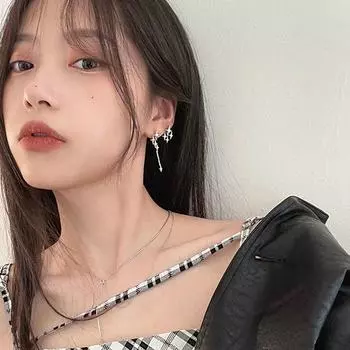 Модный подарок для девушки, нишевый дизайн, серьги-гвоздики из циркония, серьги в корейском стиле, женские серьги-гвоздики серебряный