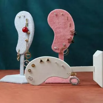 Модный практичный фланелевой держатель для сережек в форме ушей, органайзер для сережек, подставка для выставки товаров белый