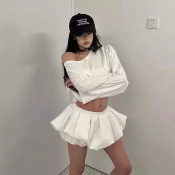 Модный свитшот с открытыми плечами и длинными рукавами, женская юбка, летний корейский нежный повседневный белый спортивный костюм, комплект из двух предметов Tops S