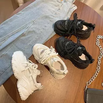 Модный тренд белые туфли для папы на маленькой платформе женские 2025 новые весенние и осенние универсальные увеличивающие рост спортивные туфли 35 чёрный