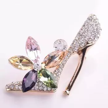 Модный тренд, универсальная брошь на высоком каблуке со стразами, модные цветные аксессуары для одежды, брошь-булавка, аксессуары красный