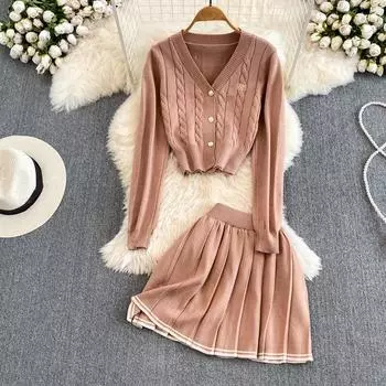 Модный вязаный свитер в стиле консервативного стиля для девочек в студенческом стиле, однобортное пальто с длинными рукавами и v-образным вырезом и мини-юбка с поворотами, женский комплект из двух предметов One Size коричневый