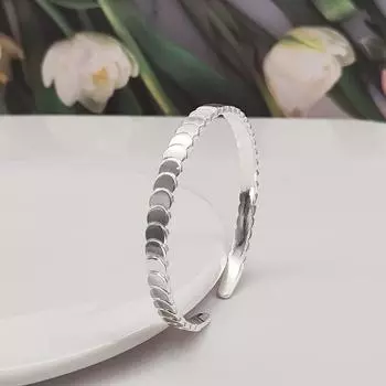 Модный женский браслет из рыбьей чешуи, однотонный открытый круглый, молодой, нишевый, элитный браслет, мерцающий браслет для подруги в подарок Adjustable size