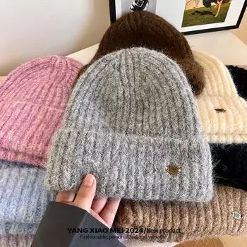 Мохеровая вязаная шапка женская 2024 года, новая большая окружность головы, универсальная защитная шапка для ушей, теплая шерстяная шапка для осени и зимы, холодная женская шапка M56-58cm белый