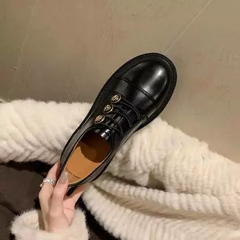 Мокасины, женские маленькие кожаные туфли в британском стиле на толстой подошве. Кожаные туфли на среднем толстом каблуке в стиле Хепберн с маленькой золотой пряжкой. 35